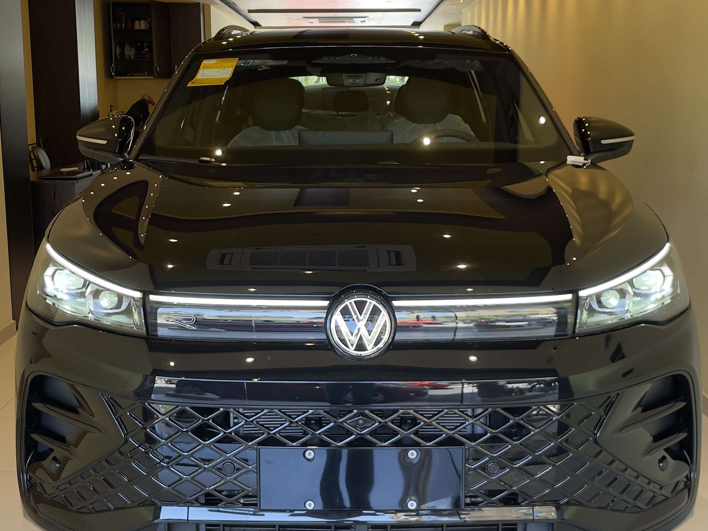 Range Rover - Front